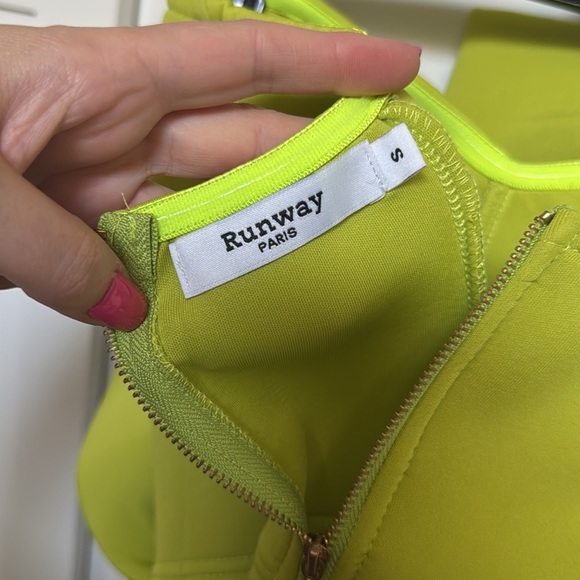 Lime Green Bow Detail Sweetheart Crop Tube Top - Picture 4 of 8